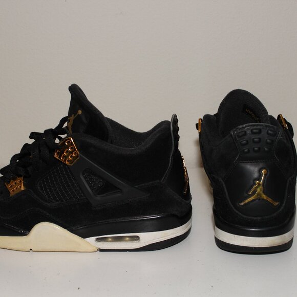 Jordan 4 Retro Royalty SZ 10.5 - Picture 2 of 13